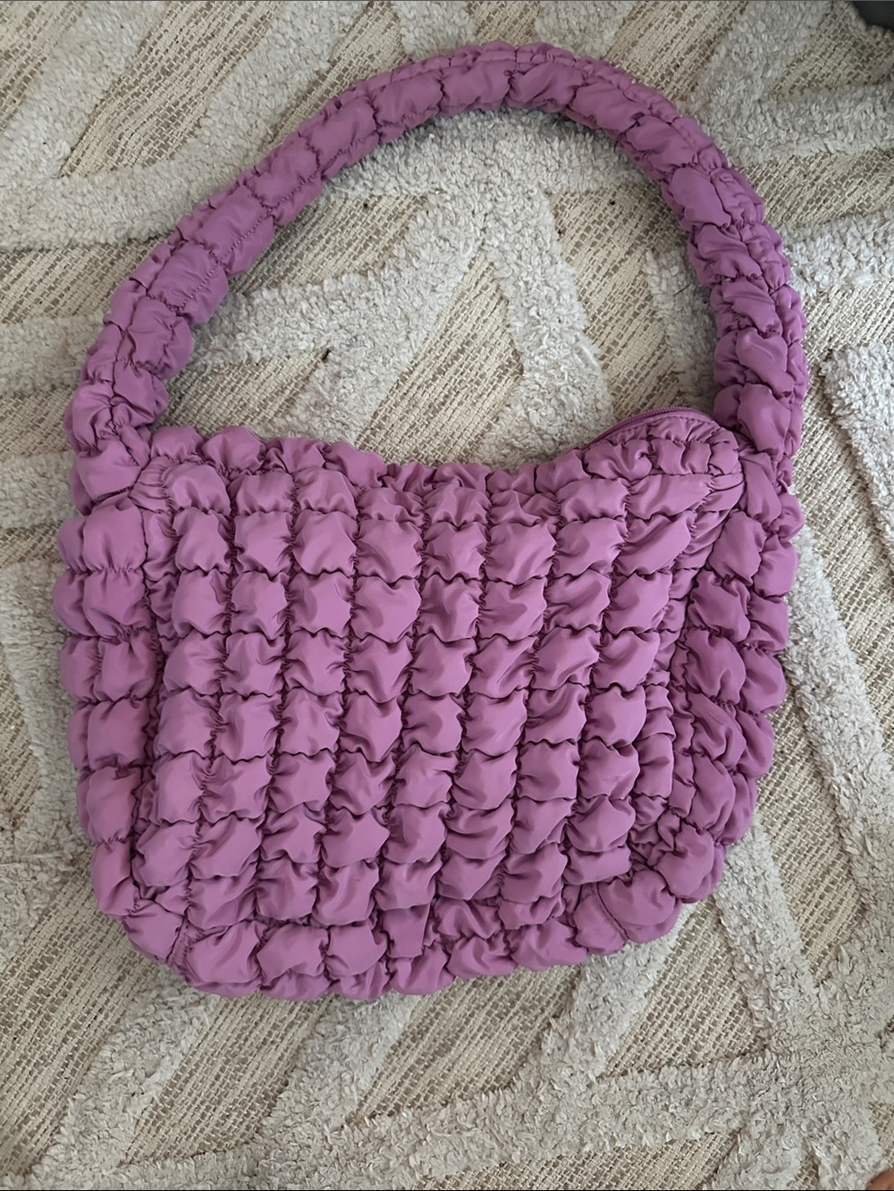 Amazon Mauve Woven Puff Laptop Shoulder Bag